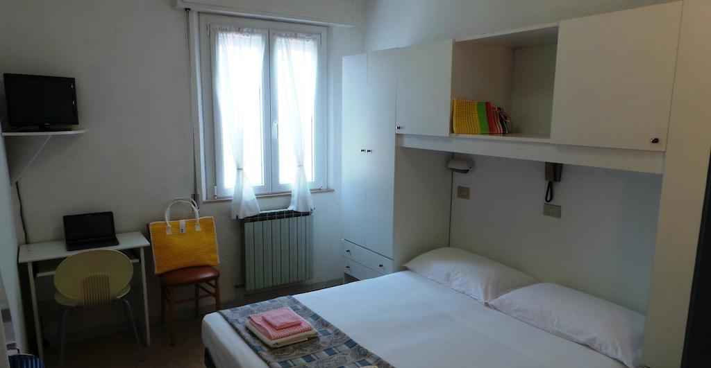 Hotel Nuovo Fiore كاتوليكا المظهر الخارجي الصورة