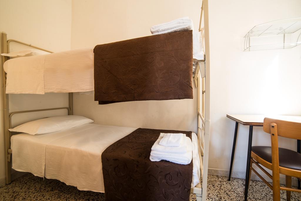 Hotel Nuovo Fiore كاتوليكا الغرفة الصورة