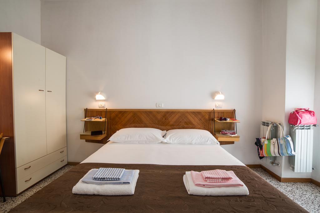 Hotel Nuovo Fiore كاتوليكا الغرفة الصورة