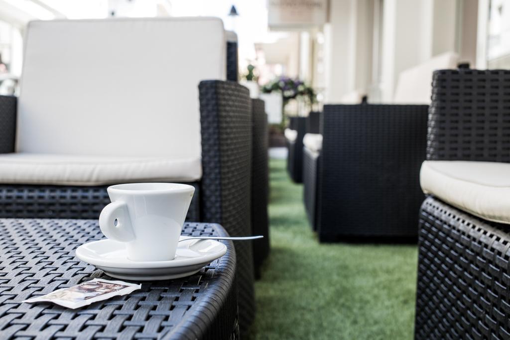 Hotel Nuovo Fiore كاتوليكا المظهر الخارجي الصورة